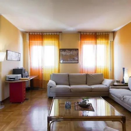 דירה In Cagnino Mit Terrasse By Interhome מילאנו